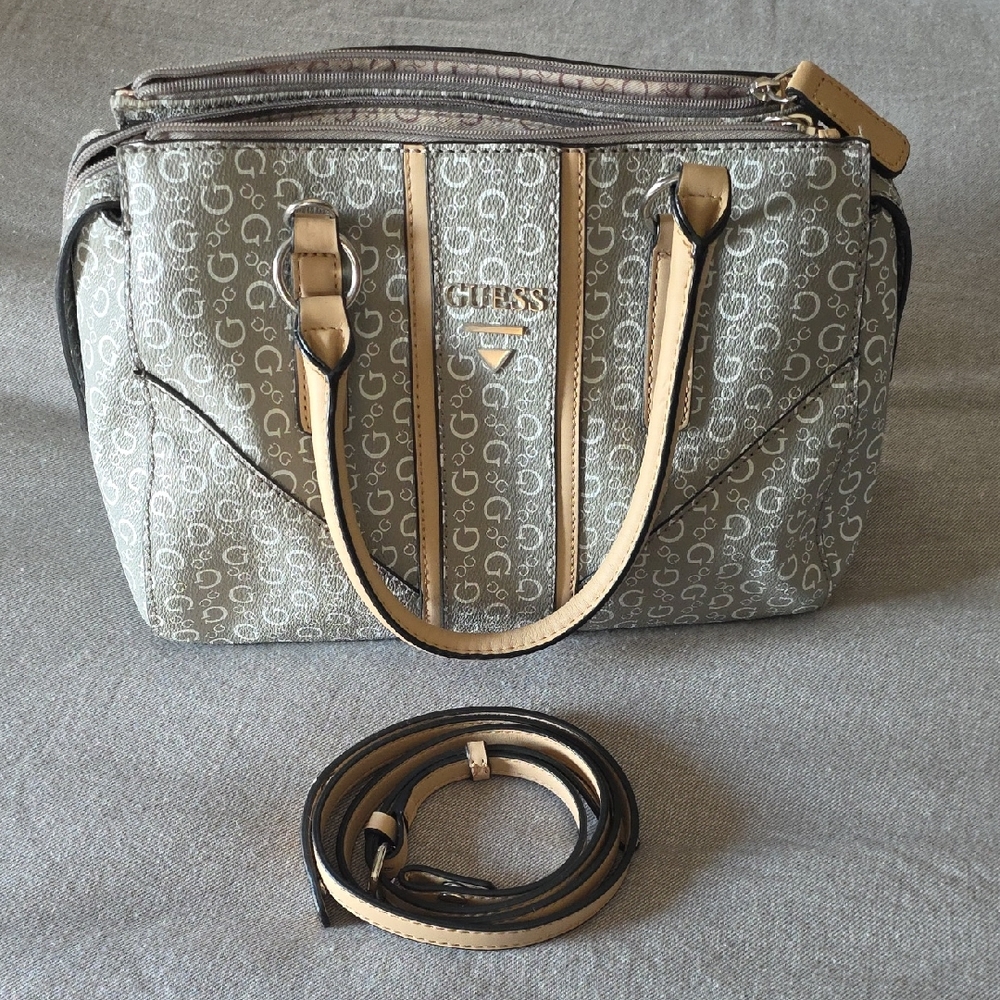 GUESS Monogrammed Gray and Tan Shoulder Bag